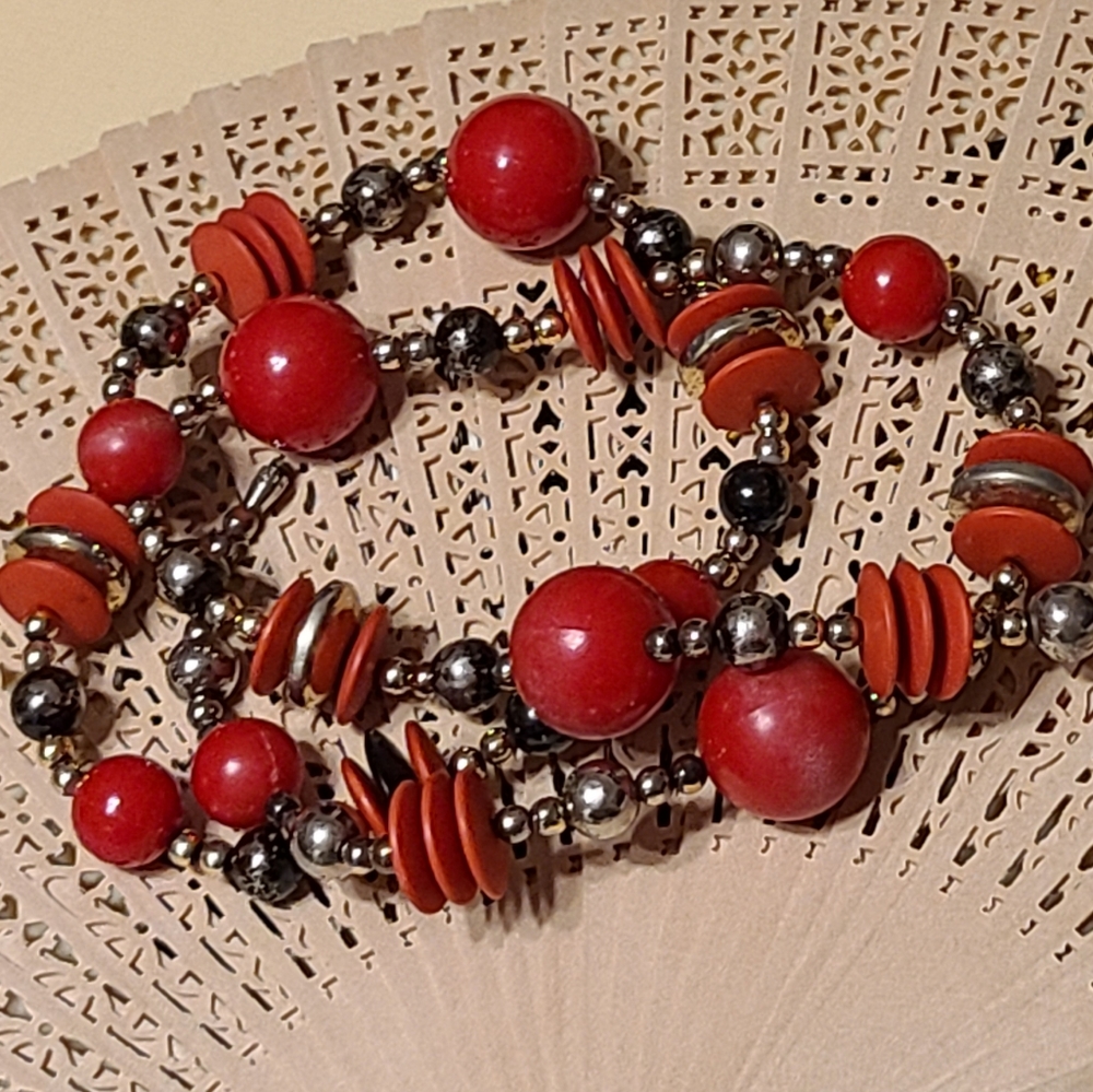 Beaded Necklace - Picture 1 of 17